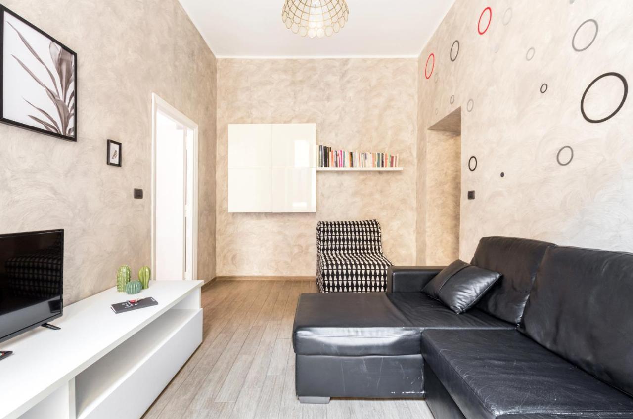 Riari 59 Rome Trastevere - Rome Vacation M&D ภายนอก รูปภาพ